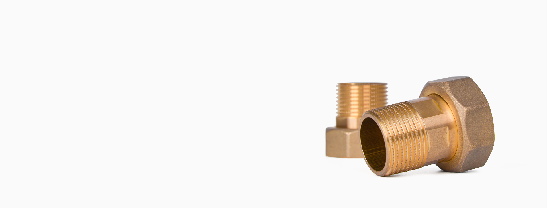 <h4>接口靈活適配<br></h4>
<p>適配各種不同型號水管，只需搭配相應尺寸轉接頭即可連接不同尺寸水管。</p>