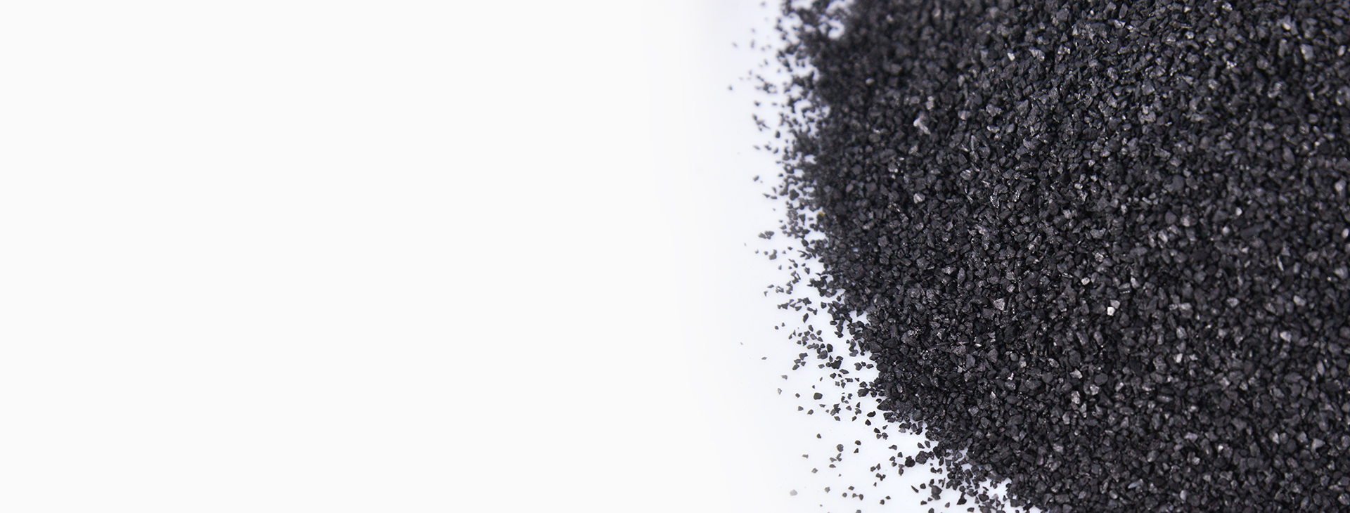 <h4>瑞典JACOBI天然椰殼活性炭<br></h4>
<p>通過NSF/ANSI、AWWA、EN12915-1等權威認證，在去除水體余氯、重金屬、異色異味、有機污染物等方面有著顯著效果。</p>