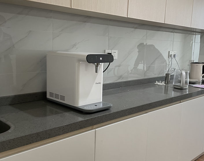 豪華冰熱一體直飲機(jī)家用安裝_金港商務(wù)大廈(圖2) 微信圖片_20201229153048.jpg