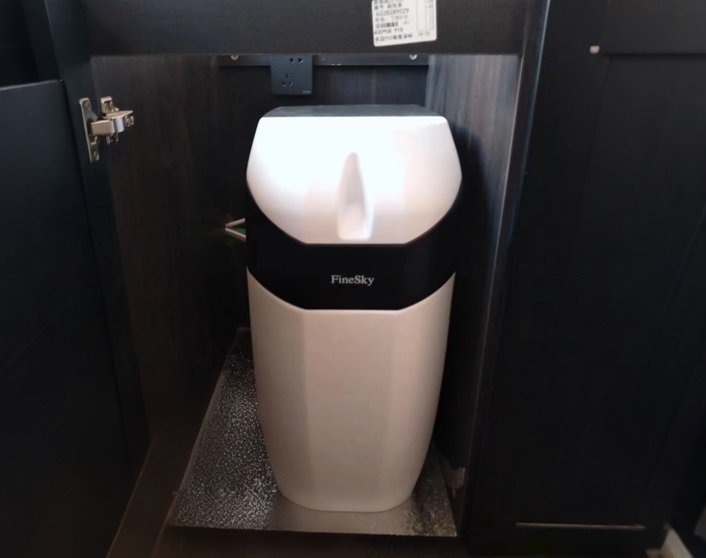 中央凈水器_軟水機_前置過濾器-浙江舟山綠城香楓園客戶案例(圖3) 111.jpg