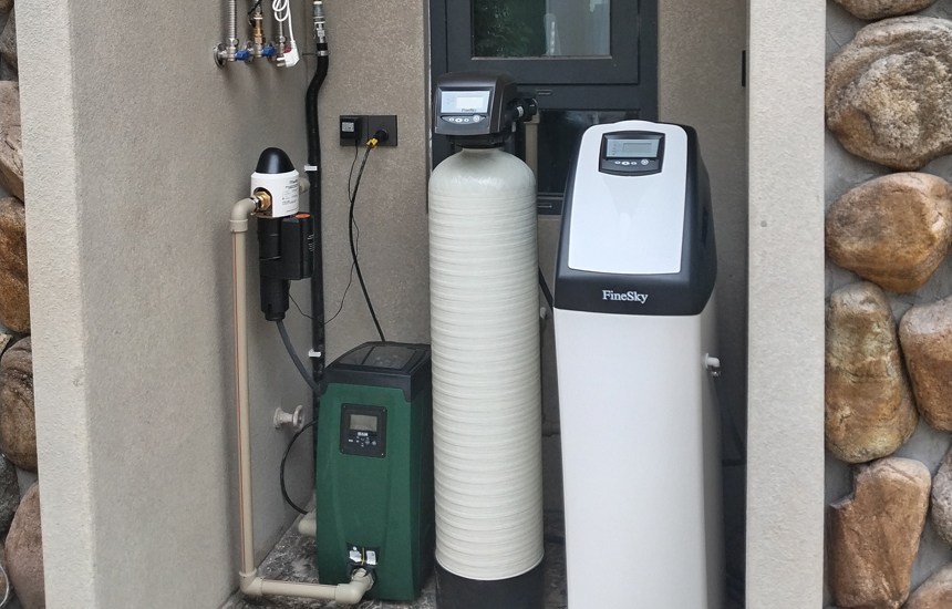 東莞寶湖山莊客戶安裝前置過濾器+中央凈水機+中央軟水機(圖2) 微信圖片_20251021215839_204_22.jpg